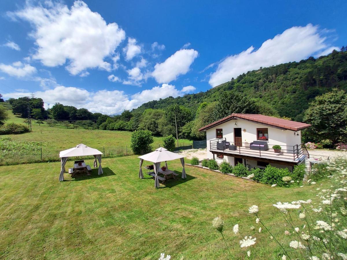 Apartamento La Teyera II Cangas de Onis Exterior photo